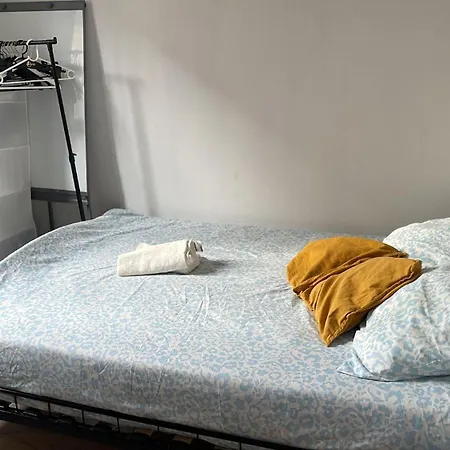 Montmartre 15 Min Du Sacre-coeur, Cosy & Chauffe Apartment Paris